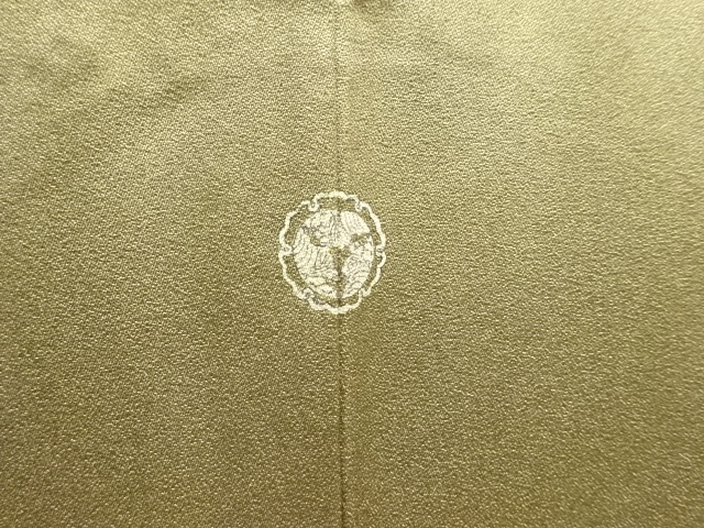  石畳に玩具模様刺繍一つ紋訪問着